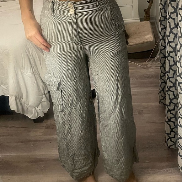 OLIVACIOUS pants - Picture 1 of 3